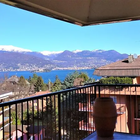 Pettirosso Apartment Stresa Exterior photo